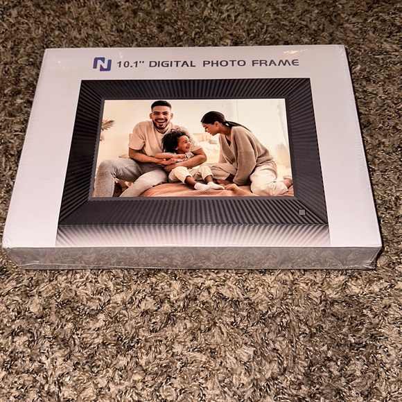 Nethgrow 10.1 Digital Photo Frame - Picture 1 of 1